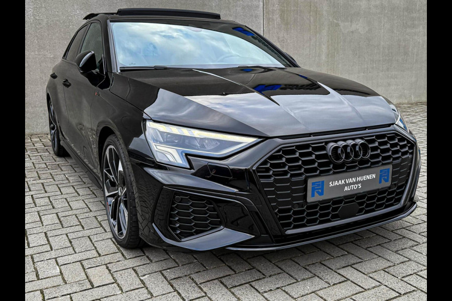 Audi A3 Sportback 35TFSI 150pk S-Tronic Competition S Edition S-Line Black Edtion! Pano|Kuipstoelen|Ambiance|Matrix|Virtual|Camera