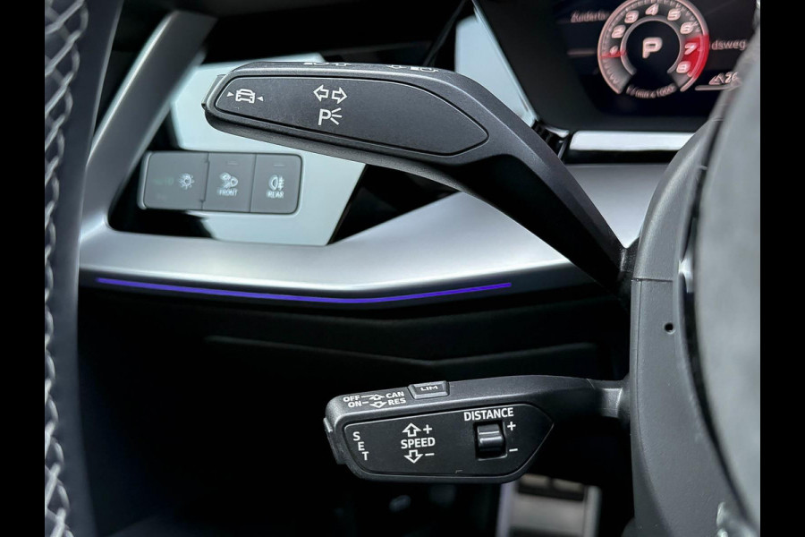 Audi A3 Sportback 35TFSI 150pk S-Tronic Competition S Edition S-Line Black Edtion! Pano|Kuipstoelen|Ambiance|Matrix|Virtual|Camera