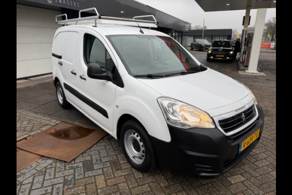 Peugeot Partner 120 1.6 BlueHDi 75 L1 Premium AIRCO I NAVI I TREKHAAK I IMPERIAAL I 1e EIGENAAR I COMPLETE ONDERHOUDSHISTORIE