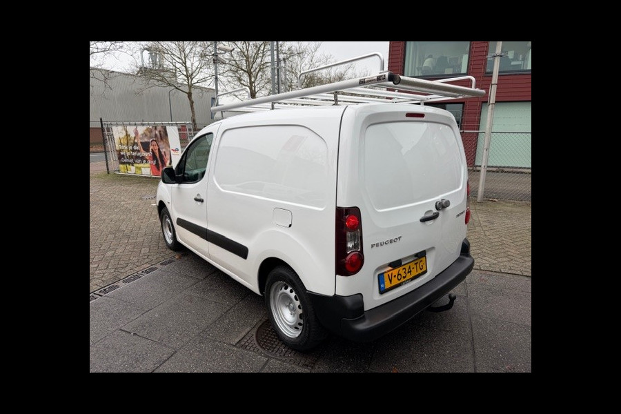 Peugeot Partner 120 1.6 BlueHDi 75 L1 Premium AIRCO I NAVI I TREKHAAK I IMPERIAAL I 1e EIGENAAR I COMPLETE ONDERHOUDSHISTORIE