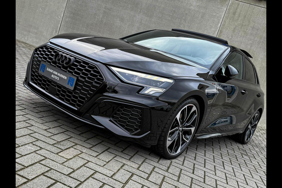 Audi A3 Sportback 35TFSI 150pk S-Tronic Competition S Edition S-Line Black Edtion! Pano|Kuipstoelen|Ambiance|Matrix|Virtual|Camera