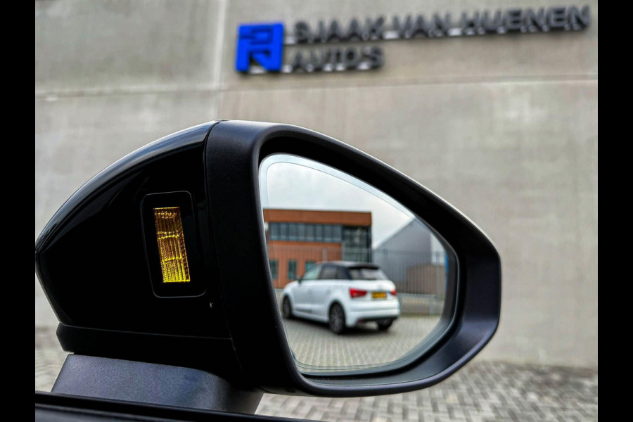 Audi A3 Sportback 35TFSI 150pk S-Tronic Competition S Edition S-Line Black Edtion! Pano|Kuipstoelen|Ambiance|Matrix|Virtual|Camera