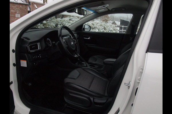 Kia Niro 1.6 GDi Hybrid DynamicLine | Camera | Trekhaak | Cruise Control | Apple Carplay |
