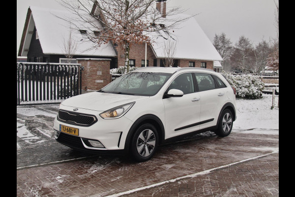 Kia Niro 1.6 GDi Hybrid DynamicLine | Camera | Trekhaak | Cruise Control | Apple Carplay |
