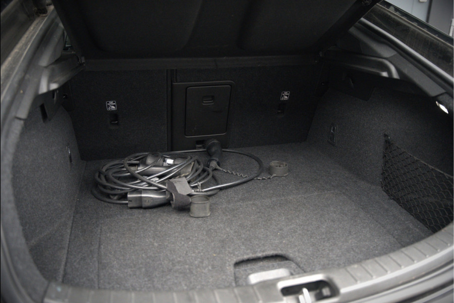 Polestar 2 Long Range Dual Motor Launch Edition 78kWh | Panoramadak | Stoelverwarming | Stuurverwarming | Harman Kardon | Memory Seat | 360 Camera | Keyless | Adaptive Cruise Control | Apple Carplay | BTW | LED |