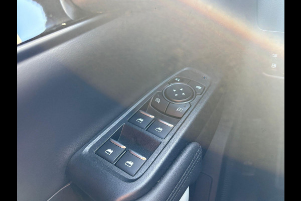 Ford Ranger 2.3 PHEV Stormtrak Double Cab 281pk | 5 persoons! | Technology Pack Plus Trailer | Cargo Area Management System | Power Rollertop | MY 2026 | Prijs excl. BTW incl. BPM | laadkabel mode 3 16A