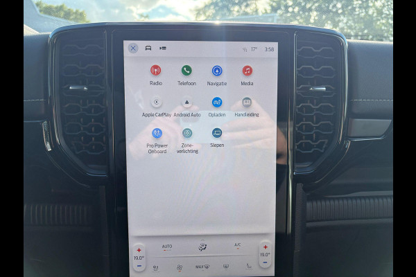 Ford Ranger 2.3 PHEV Stormtrak Double Cab 281pk | 5 persoons! | Technology Pack Plus Trailer | Cargo Area Management System | Power Rollertop | MY 2026 | Prijs excl. BTW incl. BPM | laadkabel mode 3 16A