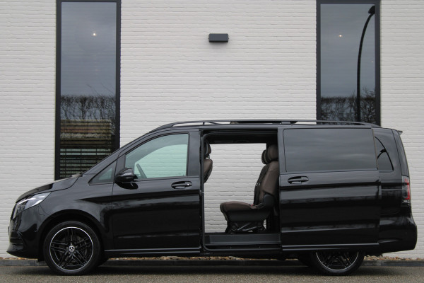 Mercedes-Benz V-Klasse 300d / AMG / Exclusive / 4-matic / Luchtvering / 7-pers / Pano / 360 Cam / Burmester / Vol Opties / NIEUWSTAAT.