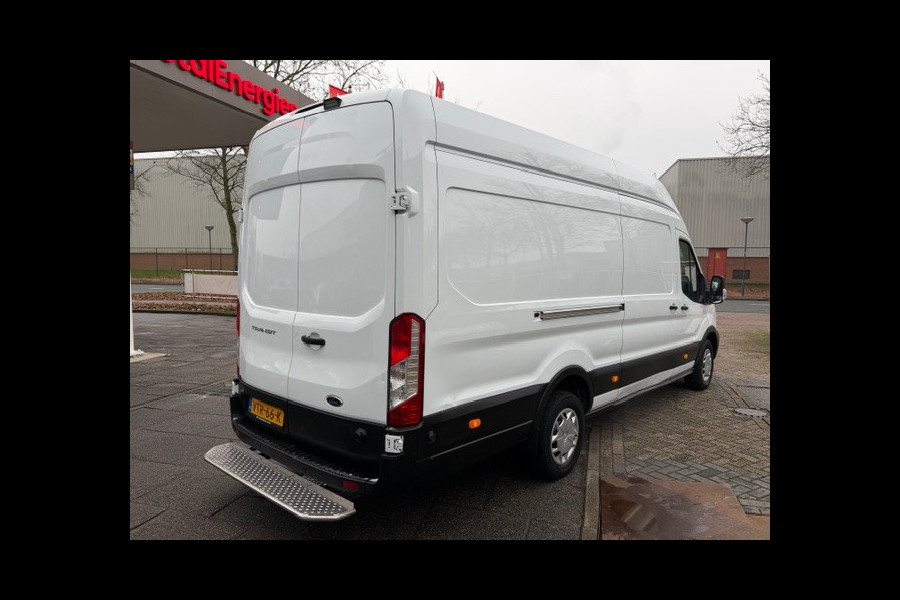 Ford Transit 350 2.0 TDCI L4H3 Trend RWD AIRCO I ISOLATED LOADING COMPARTMENT WITH HEATING I COMPLETE MAINTENANCE HISTORIE I FROM FIRST CUSTOMER