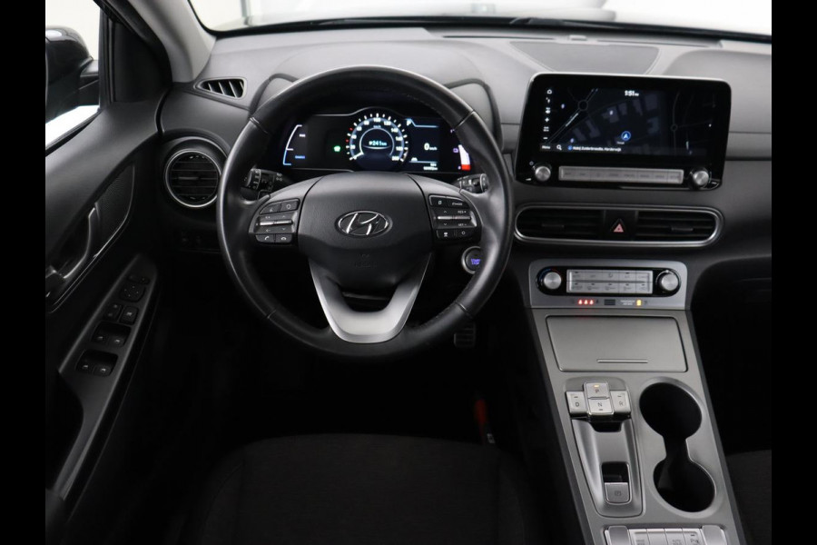 Hyundai Kona EV Comfort 64 kWh | Adaptive cruise | Krell Audio | Warmtepomp | Keyless | Parkeerhulp | Digital Cockpit | Navigatie | Climate control