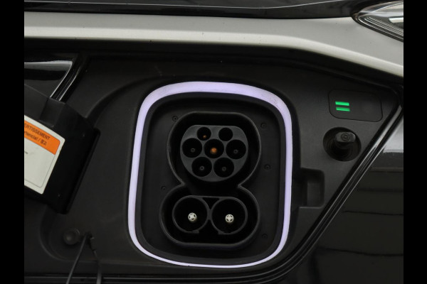 Hyundai Kona EV Comfort 64 kWh | Adaptive cruise | Krell Audio | Warmtepomp | Keyless | Parkeerhulp | Digital Cockpit | Navigatie | Climate control