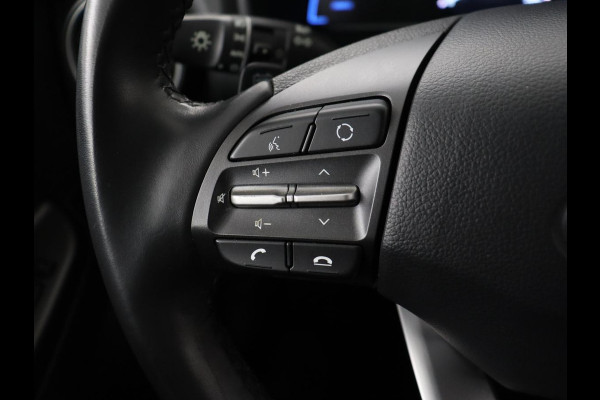 Hyundai Kona EV Comfort 64 kWh | Adaptive cruise | Krell Audio | Warmtepomp | Keyless | Parkeerhulp | Digital Cockpit | Navigatie | Climate control