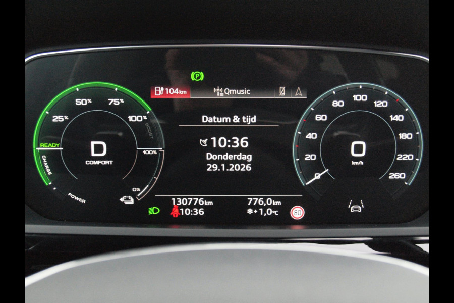 Audi e-tron 55 quattro S edition 95 kWh | SOH 95% | S-Line | Panoramadak | Trekhaak | Apple Carplay | Cruise Control | Parkeersensoren |