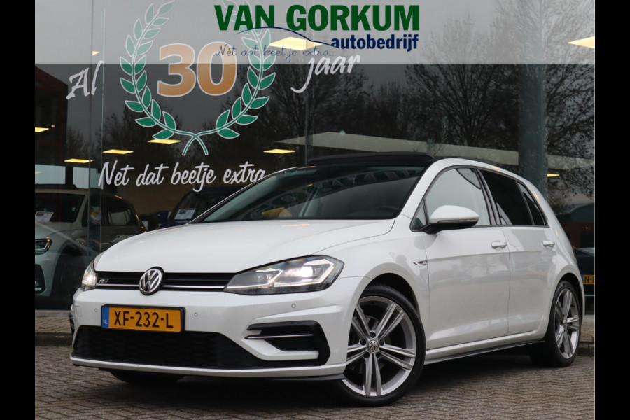 Volkswagen Golf 1.5 TSI Highline R-Line // Dealeronderhouden