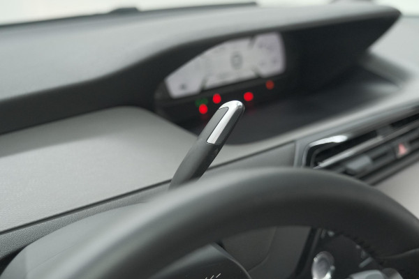 Citroën C4 Spacetourer PureTech 130 EAT8 Feel | Climate Control | Apple Carplay | Cruise Control | Parkeersensoren