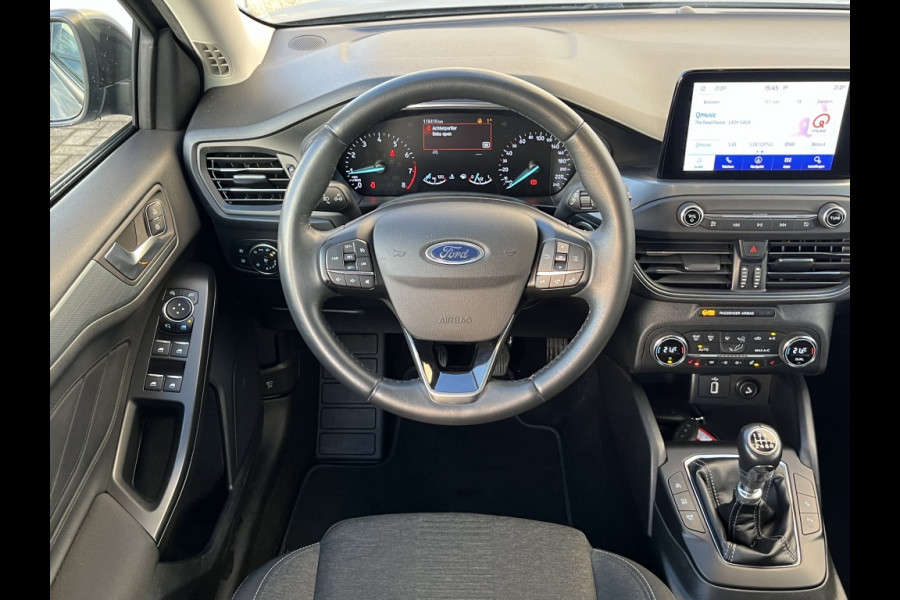 Ford FOCUS Wagon 1.0 EcoB. Active Bns TREKHAAK! WINTERPACK! DESIGNPACK