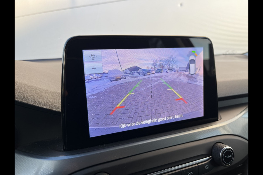 Ford FOCUS Wagon 1.0 EcoB. Active Bns TREKHAAK! WINTERPACK! DESIGNPACK