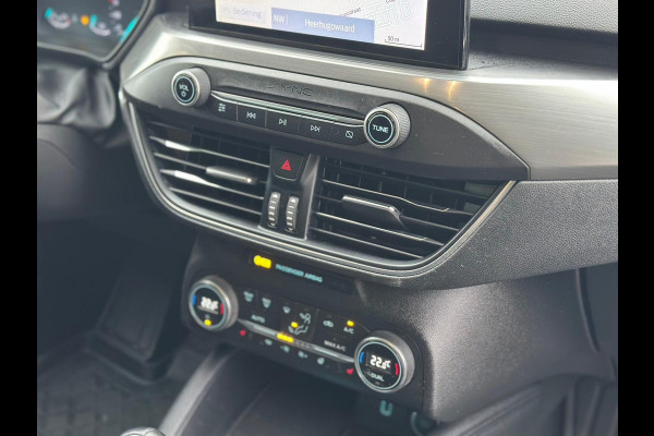 Ford FOCUS Wagon 1.0 EcoBoost Titanium Business Elektr. Achterklep! Navi! Cruise Controle!
