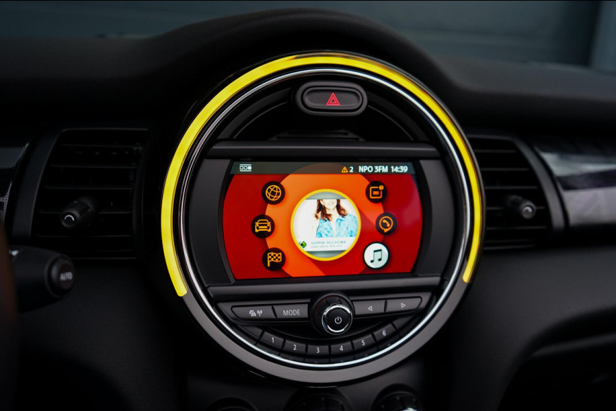 MINI Cabrio 1.5 Cooper Chili