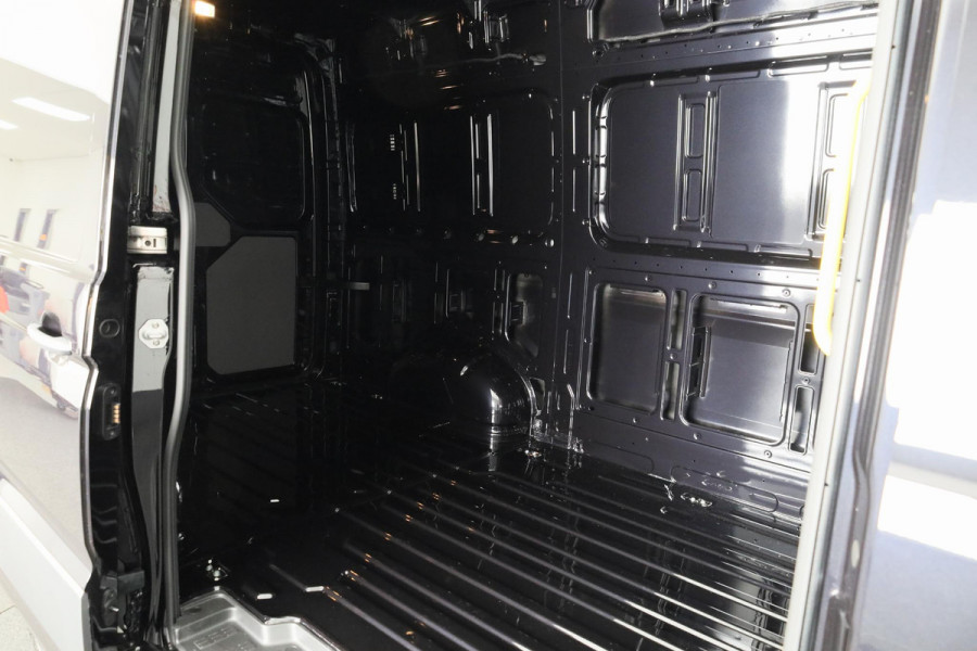 Volkswagen Crafter Trendline L3 Bestelwagen (2) GP 2.0 TDI EU6 103 k VOORRAAD!!