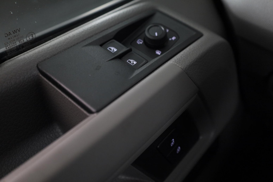 Volkswagen Crafter Trendline L3 Bestelwagen (2) GP 2.0 TDI EU6 103 k Automaat! NETTO DEAL!!