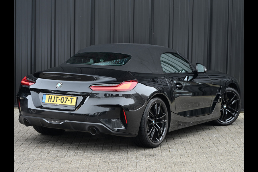 BMW Z4 Roadster sDrive30i · M-Sport 259pk · Sportbrake · Alarm system · Sport Seats · Comfort Access · Adaptive Led · Driving Assistant