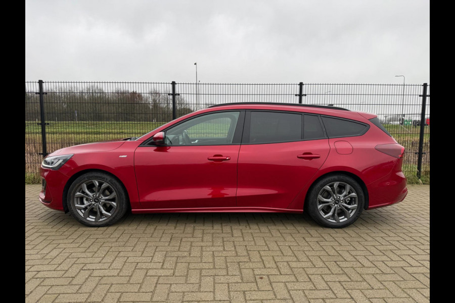 Ford FOCUS Wagon 1.0 EcoBoost Hybrid ST Line X | PANO | 155PK | Camera | Blind Spot | Stuur/stoel verw.