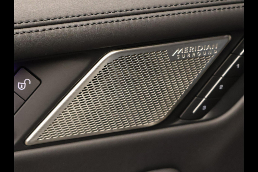 Jaguar I-PACE EV400 First Edition 90 kWh Sport (NAVI,CAMERA,MEDERIAN,STOELVERWARMING,CLIMATE,CRUISE,GETINT,SPORTSTOELEN,LM VELGEN)