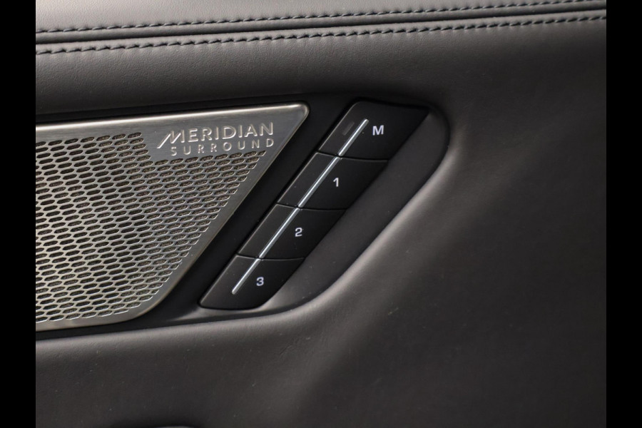 Jaguar I-PACE EV400 First Edition 90 kWh Sport (NAVI,CAMERA,MEDERIAN,STOELVERWARMING,CLIMATE,CRUISE,GETINT,SPORTSTOELEN,LM VELGEN)