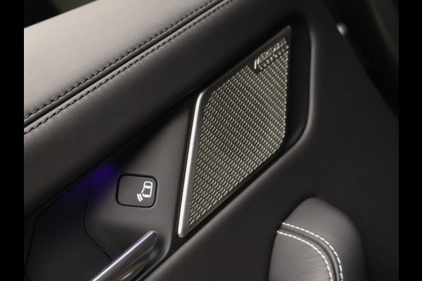 Jaguar I-PACE EV400 First Edition 90 kWh Sport (NAVI,CAMERA,MEDERIAN,STOELVERWARMING,CLIMATE,CRUISE,GETINT,SPORTSTOELEN,LM VELGEN)