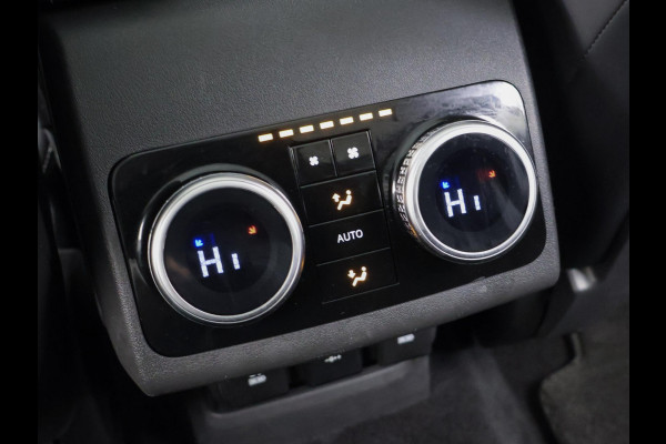 Jaguar I-PACE EV400 First Edition 90 kWh Sport (NAVI,CAMERA,MEDERIAN,STOELVERWARMING,CLIMATE,CRUISE,GETINT,SPORTSTOELEN,LM VELGEN)