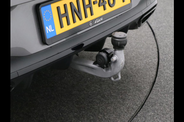 Mercedes-Benz CLA-Klasse 250 e Business Solution AMG Trekhaak | AMG Line | Night Pakket | Panorama Schuif-Kanteldak | 19 Inch AMG velgen. Inclusief 24 maanden MB Certified garantie voor Europa.