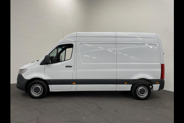 Mercedes-Benz Sprinter 211 CDI L2H2 Aut-9 FWD Airco|Cruise Control|Navi MBUX|Camera|PDC VA