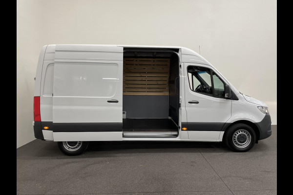 Mercedes-Benz Sprinter 211 CDI L2H2 Aut-9 FWD Airco|Cruise Control|Navi MBUX|Camera|PDC VA