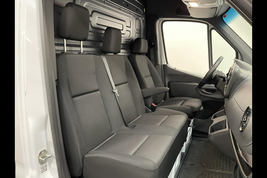 Mercedes-Benz Sprinter 211 CDI L2H2 Aut-9 FWD Airco|Cruise Control|Navi MBUX|Camera|PDC VA