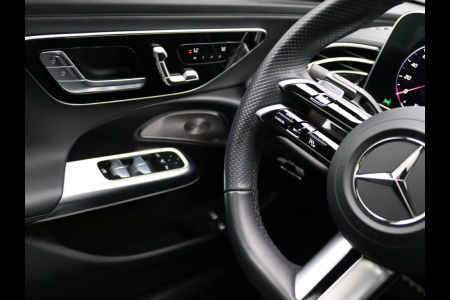 Mercedes-Benz E-Klasse 300 e AMG Plug-In Hybride AMG Line | Panorama Schuif-Kanteldak | Widescreen Dashboard | Burmester® 4D surround sound system | Digil Licht. Inclusief 24 maanden MB Certified garantie voor Europa.