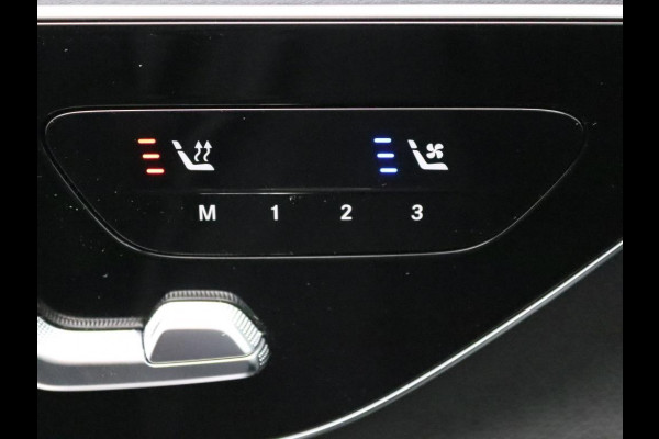 Mercedes-Benz E-Klasse 300 e AMG Plug-In Hybride AMG Line | Panorama Schuif-Kanteldak | Widescreen Dashboard | Burmester® 4D surround sound system | Digil Licht. Inclusief 24 maanden MB Certified garantie voor Europa.