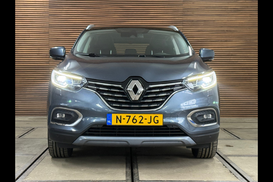 Renault Kadjar 1.3 TCe Intens | Pano | Trekhaak | Sportstoelen | BOSE | 19' inch | Stoelverwarming | LED | DAB Radio | Keyless