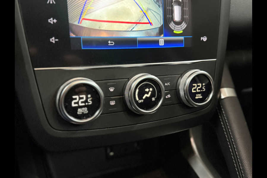 Renault Kadjar 1.3 TCe Intens | Pano | Trekhaak | Sportstoelen | BOSE | 19' inch | Stoelverwarming | LED | DAB Radio | Keyless