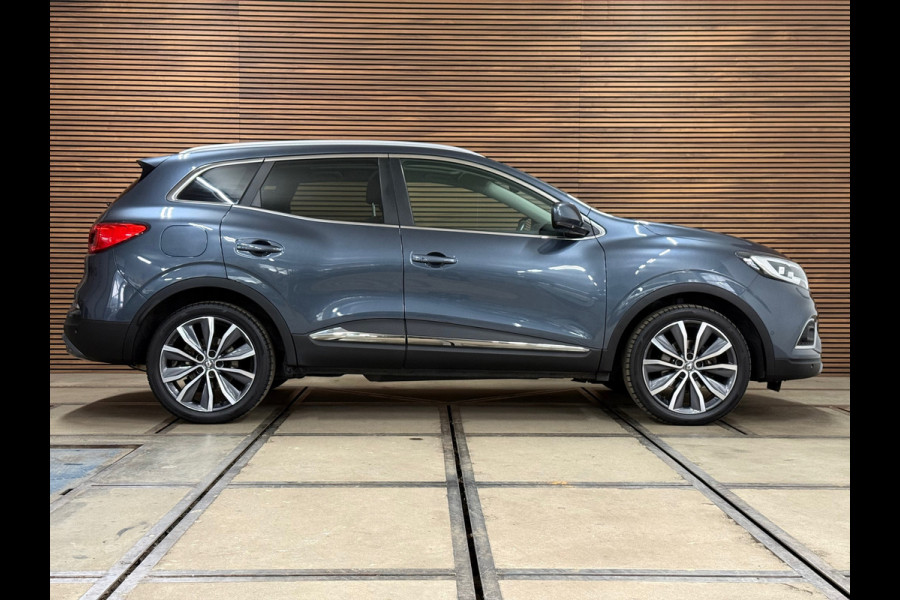 Renault Kadjar 1.3 TCe Intens | Pano | Trekhaak | Sportstoelen | BOSE | 19' inch | Stoelverwarming | LED | DAB Radio | Keyless