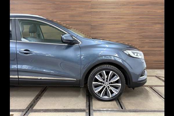 Renault Kadjar 1.3 TCe Intens | Pano | Trekhaak | Sportstoelen | BOSE | 19' inch | Stoelverwarming | LED | DAB Radio | Keyless