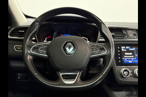 Renault Kadjar 1.3 TCe Intens | Pano | Trekhaak | Sportstoelen | BOSE | 19' inch | Stoelverwarming | LED | DAB Radio | Keyless