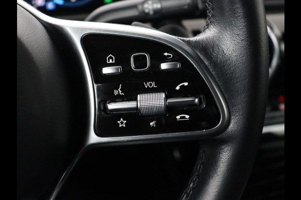 Mercedes-Benz CLA-Klasse Shooting Brake 180 Business Solution | Stoelverwarming | Carplay | Camera | Half leder | Widescreen | Dodehoek detectie | Navigatie | Park Assist