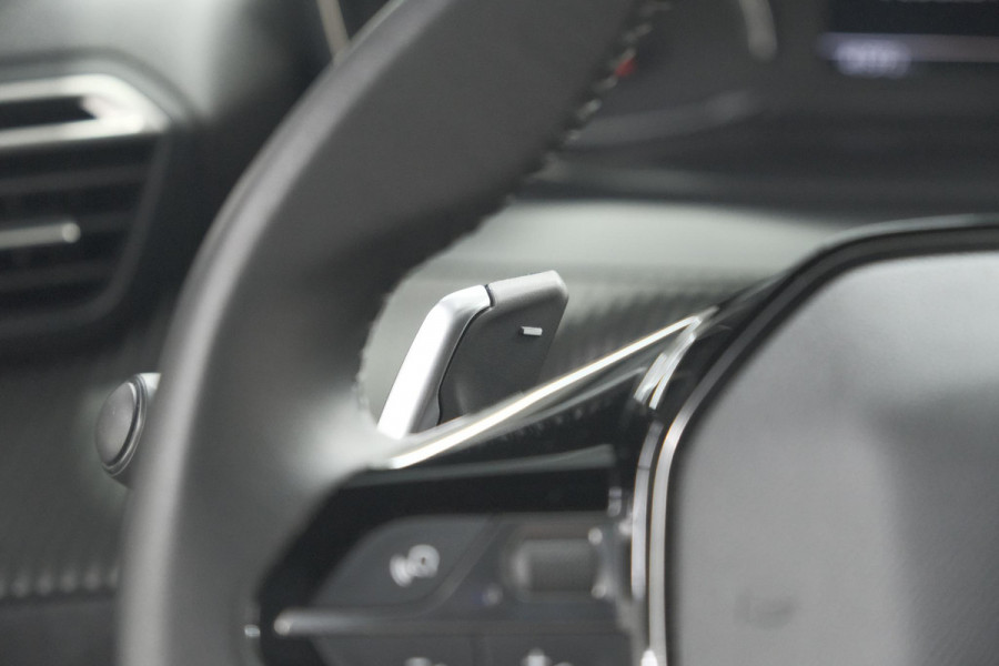 Peugeot 2008 PureTech 130 Active Pack | Trekhaak | Camera | Navigatie | Parkeersensoren | Apple Carplay