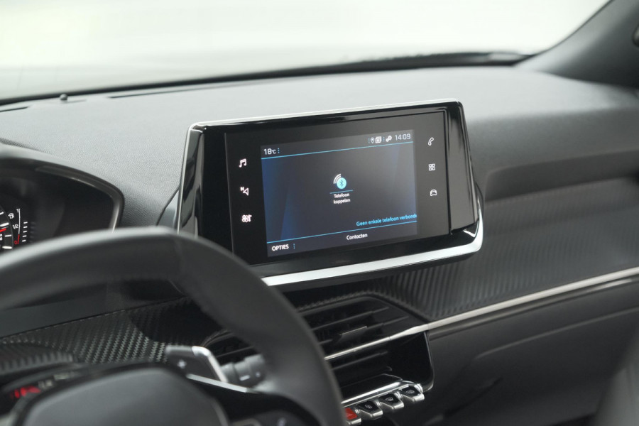 Peugeot 2008 PureTech 130 Active Pack | Trekhaak | Camera | Navigatie | Parkeersensoren | Apple Carplay