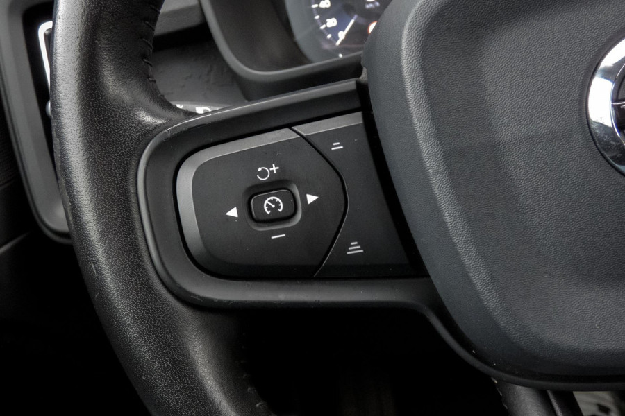 Volvo XC40 1.5 T3 | TREKHAAK | CAMERA | LED KOPLAMPEN | ORIGINEEL NEDERLANDS