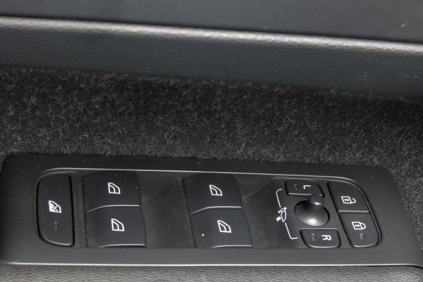 Volvo XC40 1.5 T3 | TREKHAAK | CAMERA | LED KOPLAMPEN | ORIGINEEL NEDERLANDS