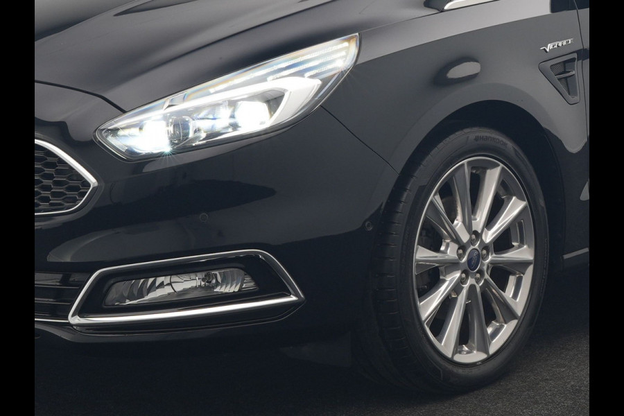 Ford S-Max 2.0 Vignale 7 Persoons 241pk Dealer O.H. | Panodak | Adaptive Cruise | 360 Camera | Lederen Comfortstoelen Memory & Verwarmd | Apple Carplay | Stuur Verwarmd | Keyless | Sfeerverlichting | Blis | Navigatie | DAB |