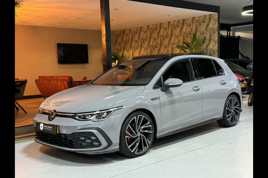 Volkswagen Golf 2.0 TDI GTD Garantie Nardo Pano Camera StuurVW StoelVW LED Matrix IQ. Sfeerverlichting Cruise Navi Lane Rijklaar