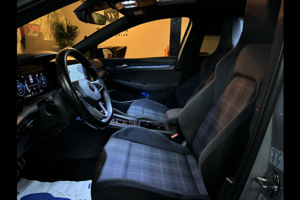 Volkswagen Golf 2.0 TDI GTD Garantie Nardo Pano Camera StuurVW StoelVW LED Matrix IQ. Sfeerverlichting Cruise Navi Lane Rijklaar